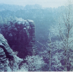 In der winterlichen Felsenwelt des Prebischgebiets